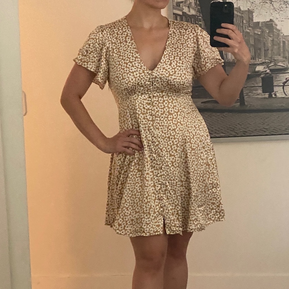 Floral gold , v-neckline, Short flutter sleeves, satin dress